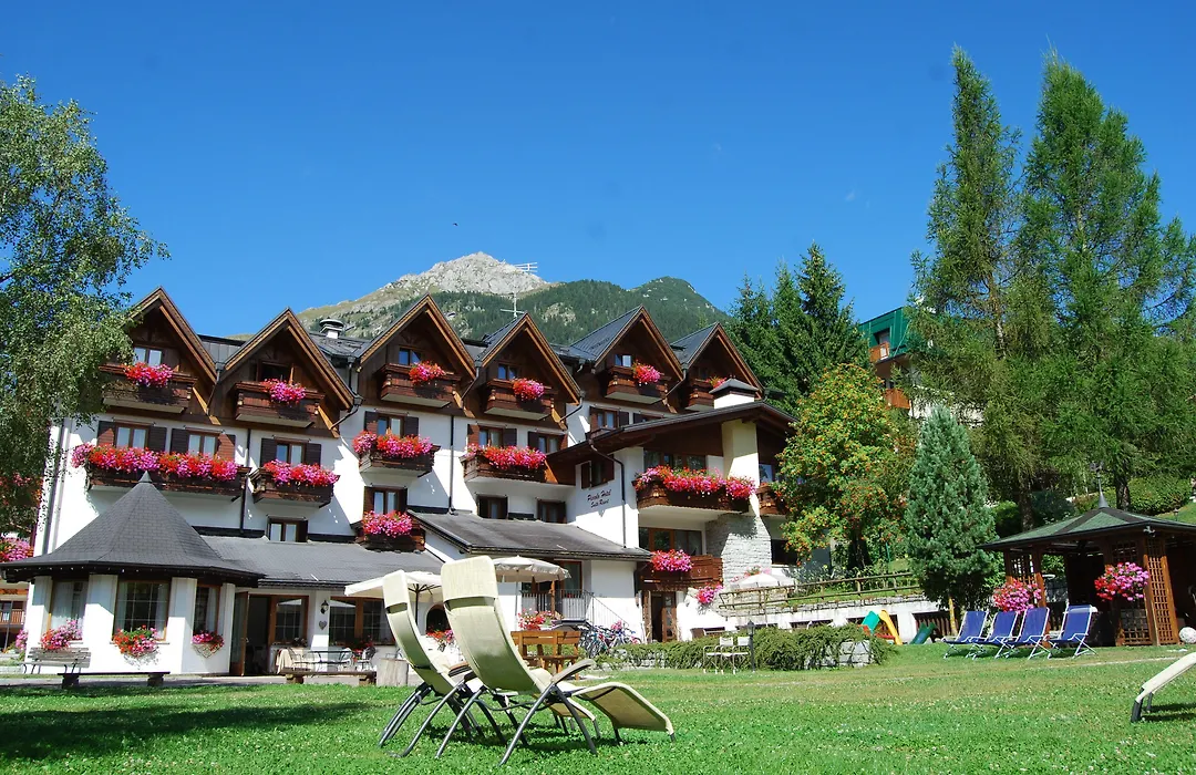 Il Piccolo Dolomiti Resort-1