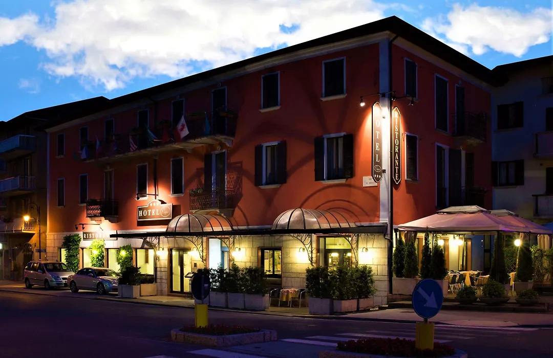 Bes Hotel Papa San Pellegrino Terme-1