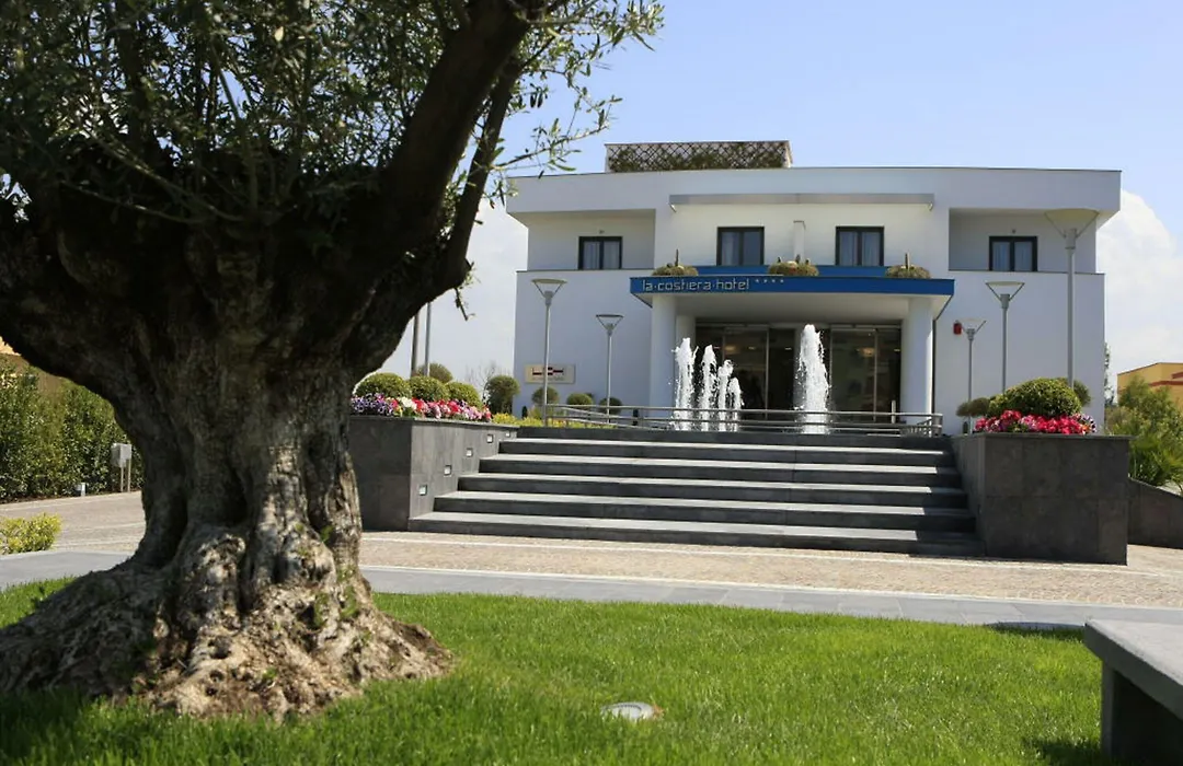 La Costiera Hotel-1
