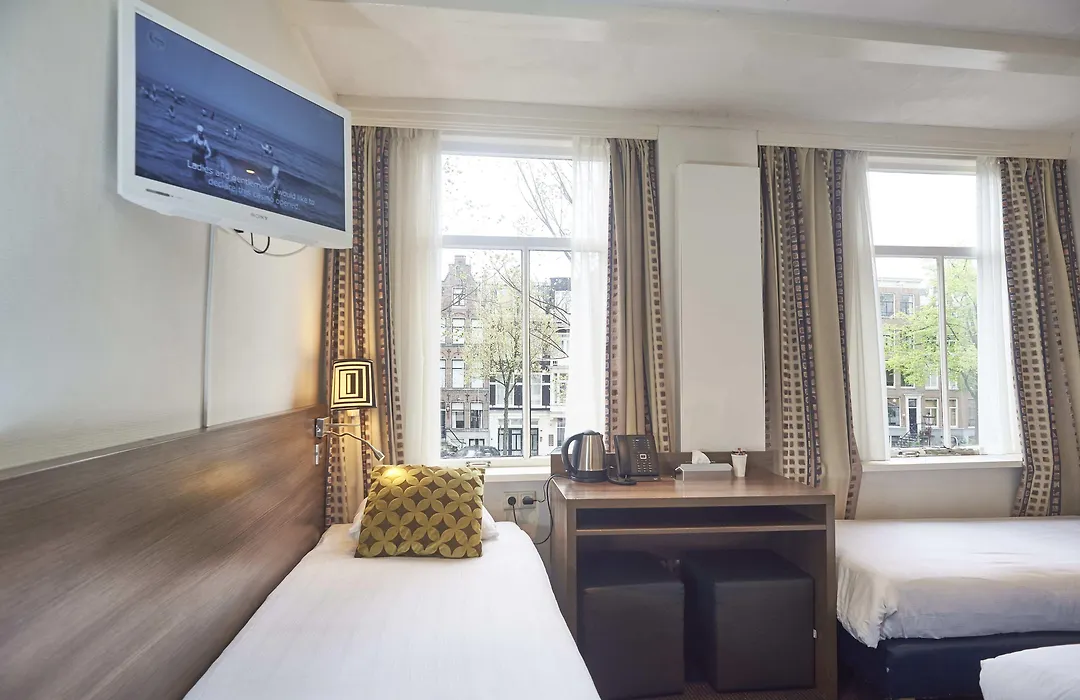 The Townhouse Hotel-1