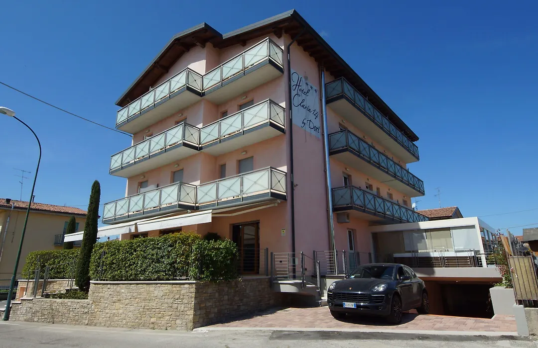 Hotel Clarin 14 By Dori-1