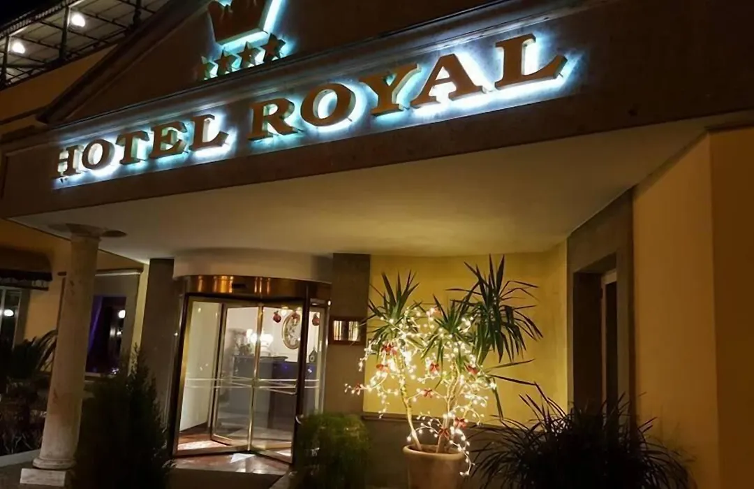 Hotel Royal-1