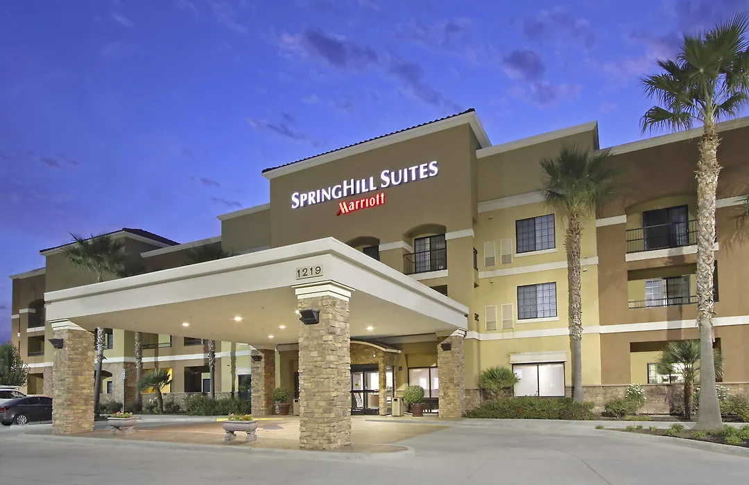 Springhill Suites By Marriott Madera-1