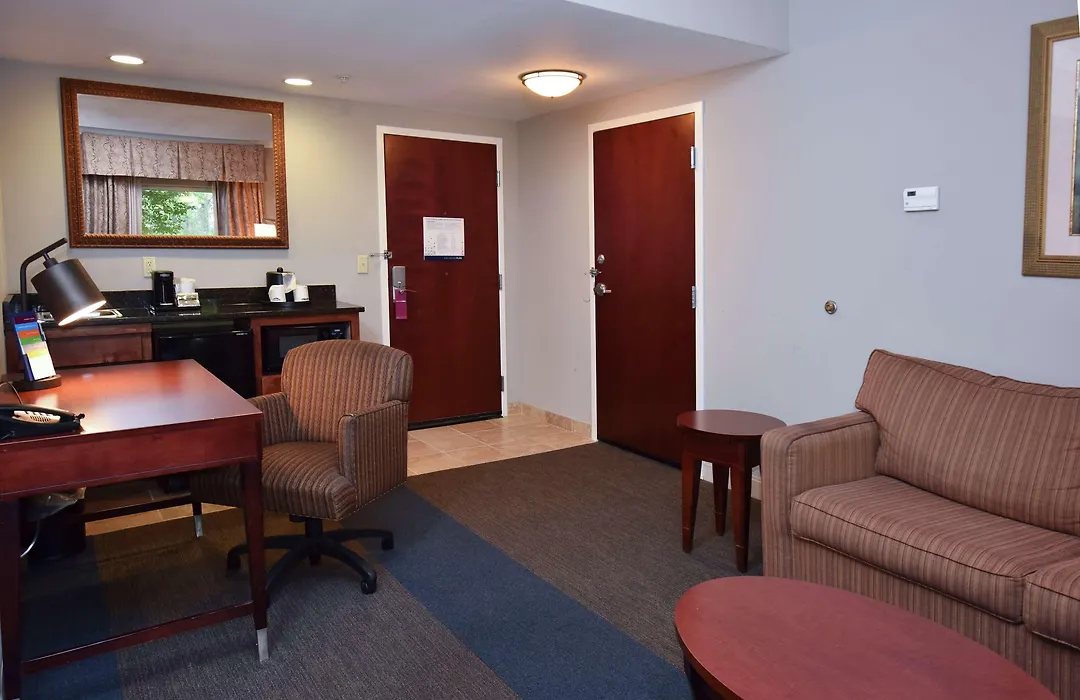Hampton Inn Alexander City-1