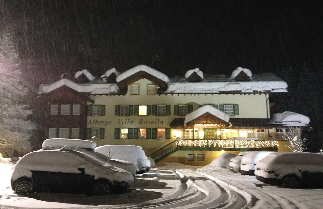 Hotel Villa Rosella Park&Wellness-1