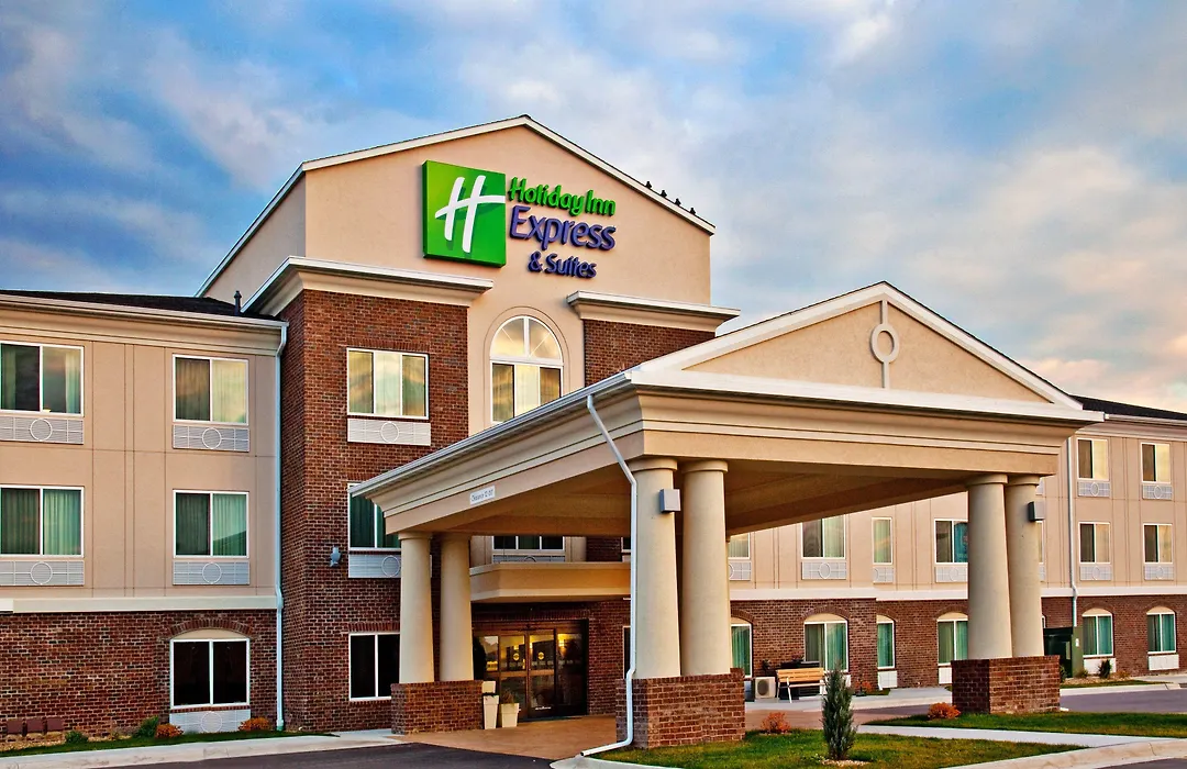 Holiday Inn Express Hotel & Suites - Dubuque West By Ihg-1