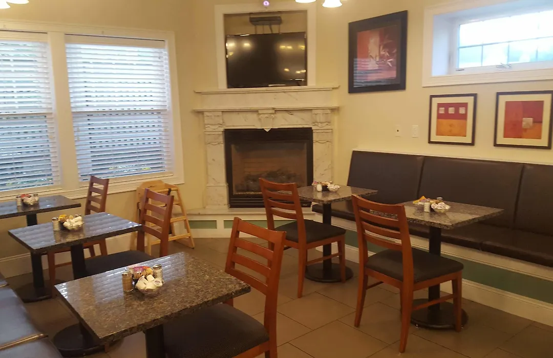 Crescent Suites Hotel-1