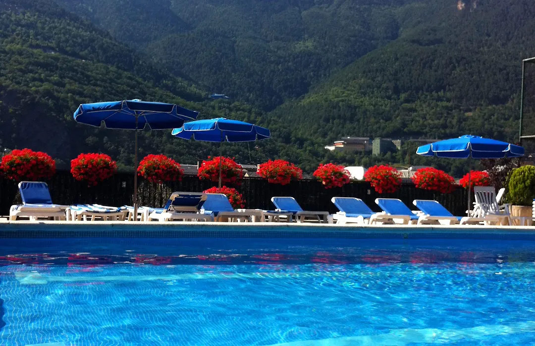 Hotel Pyrénées-1