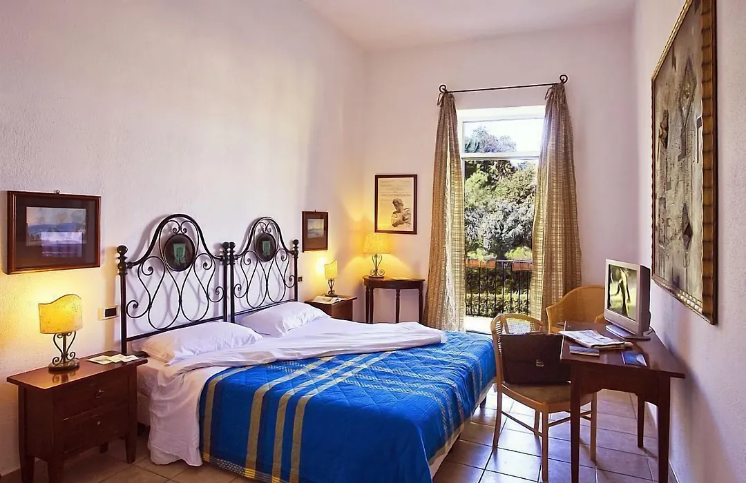 Hotel Villa Maria-1