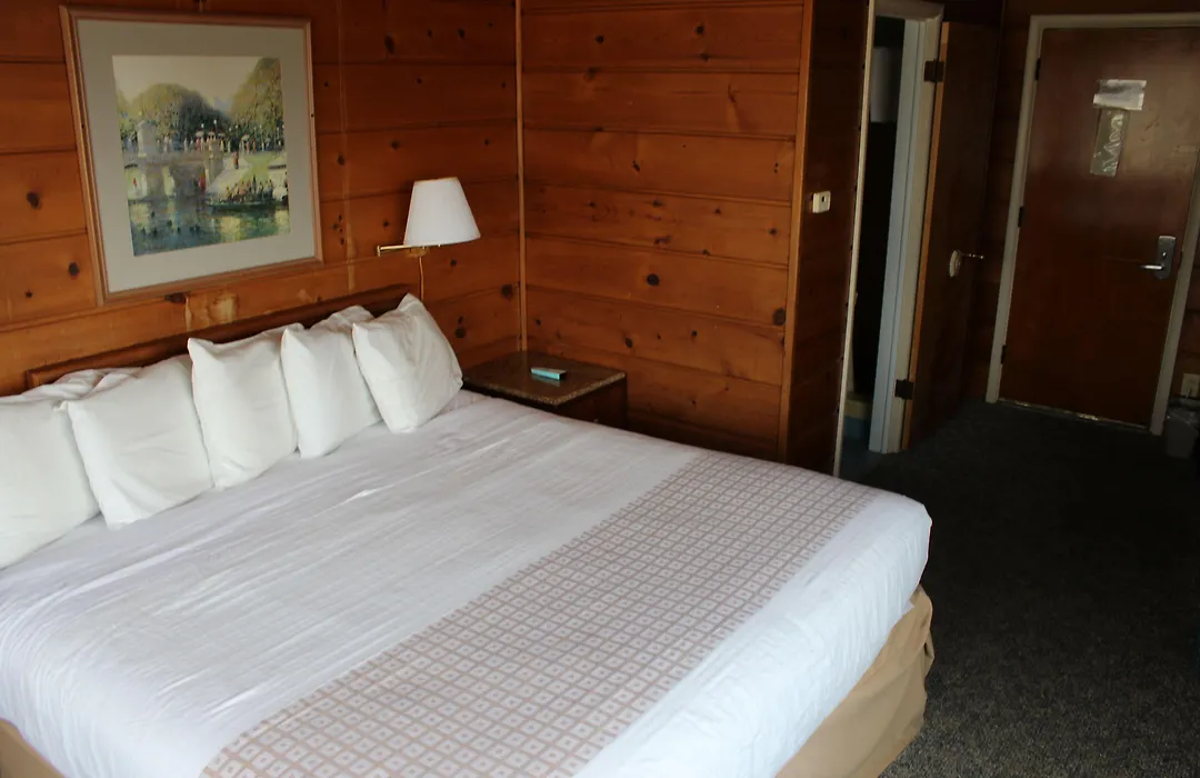 Arlington Inn-1