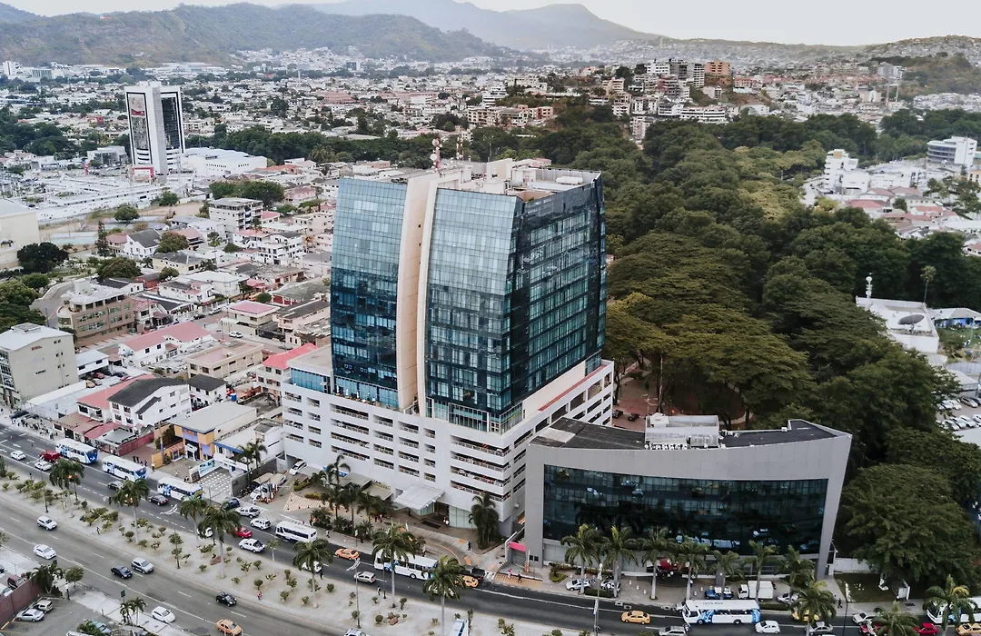 Courtyard By Marriott Guayaquil-1