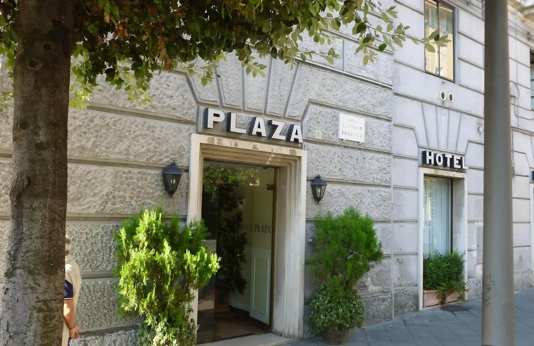 Hotel Plaza-1