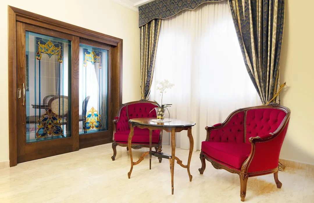 Grand Hotel President-1