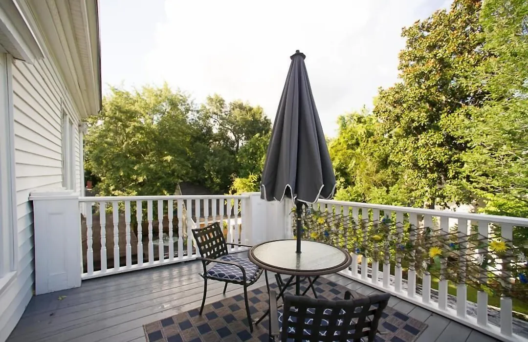 Page House Bed & Breakfast-1