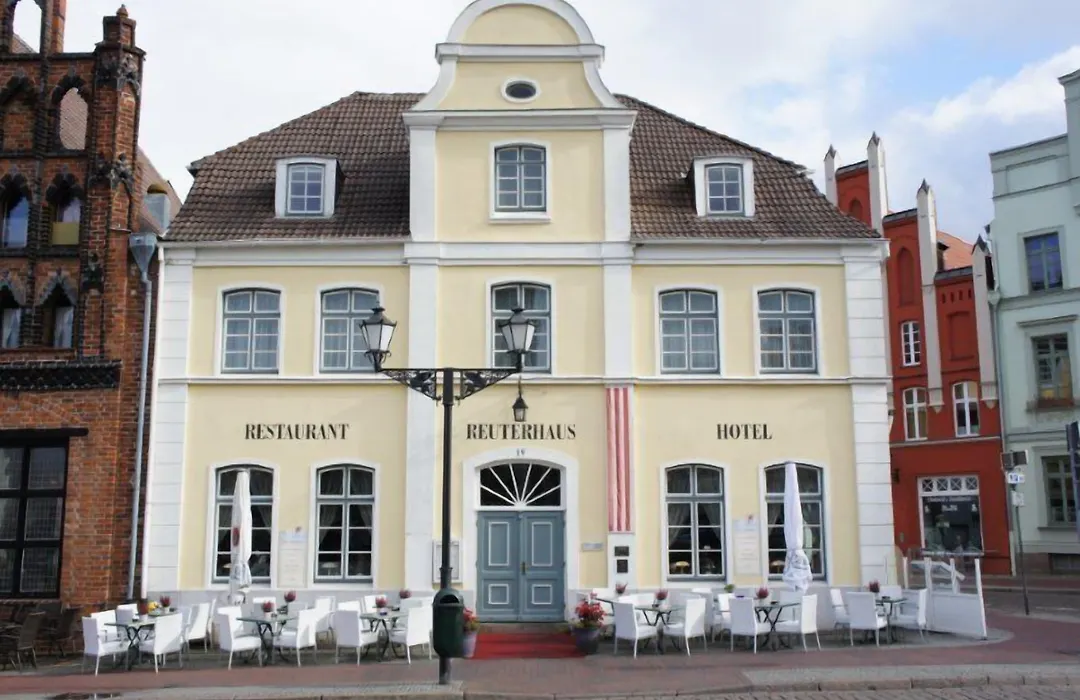 Hotel Reuterhaus Wismar-1