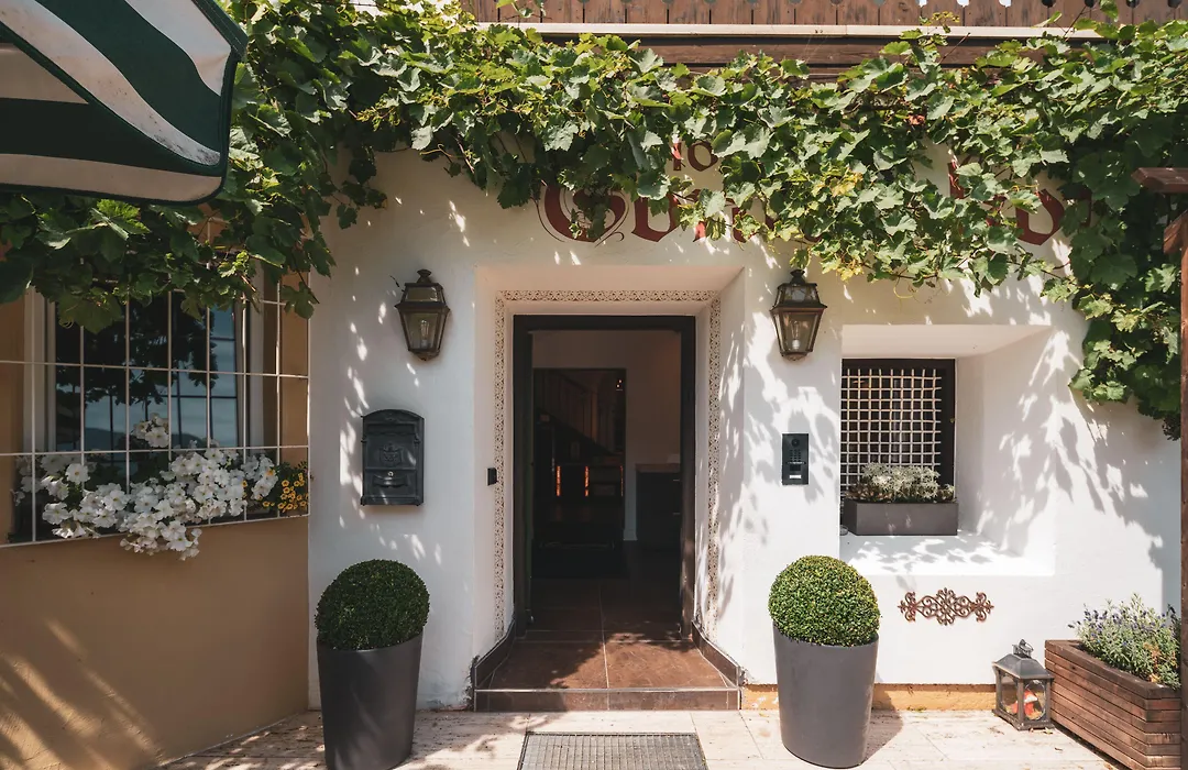 Villa Sonnenhof Boutique-Hotel-1
