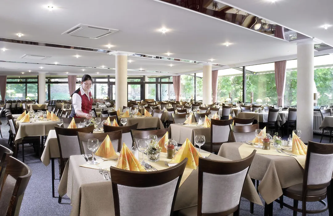 Land-Gut-Hotel Zur Post-1
