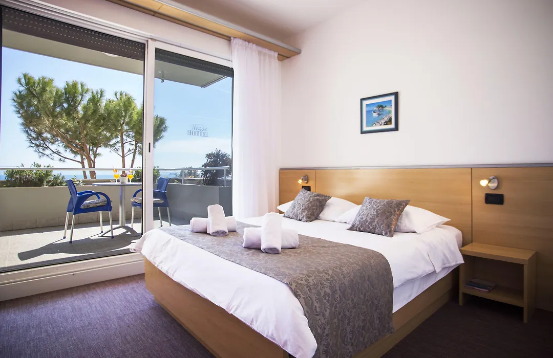 Hotel More-1