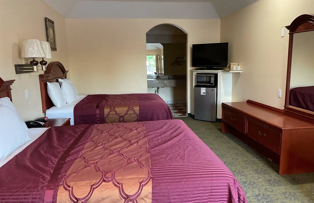Porter Executive Inn & Suites-1