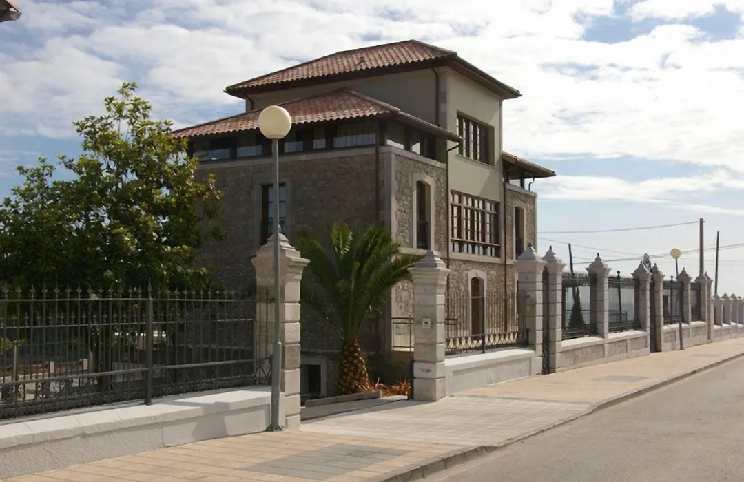 Hotel Villadesella-1