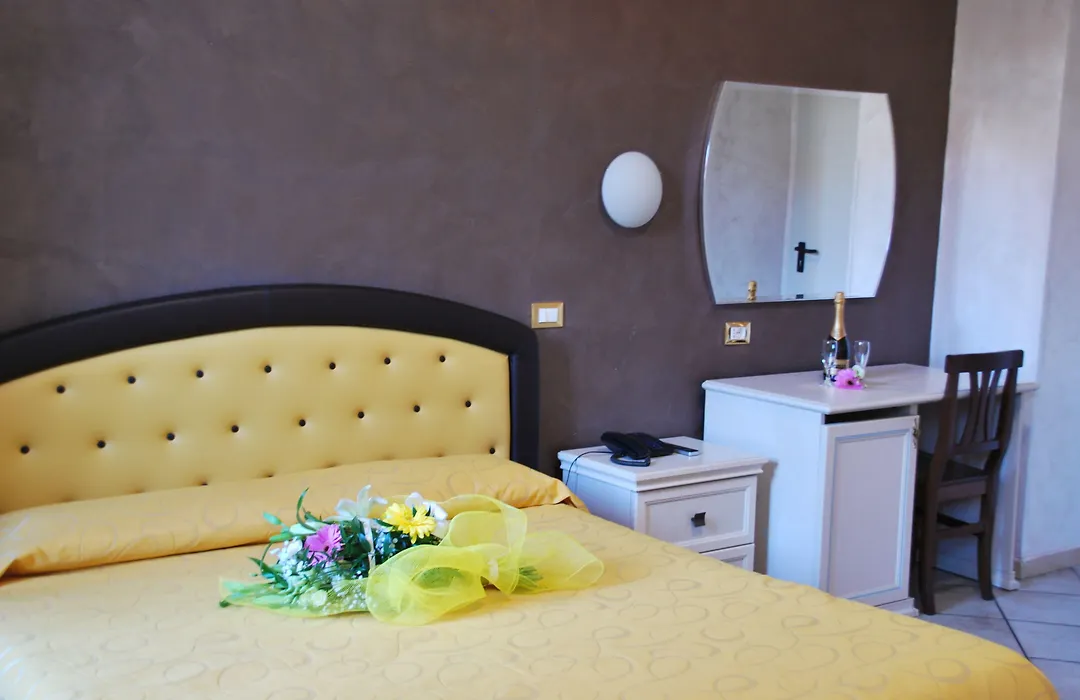 Hotel Antico Distretto-1