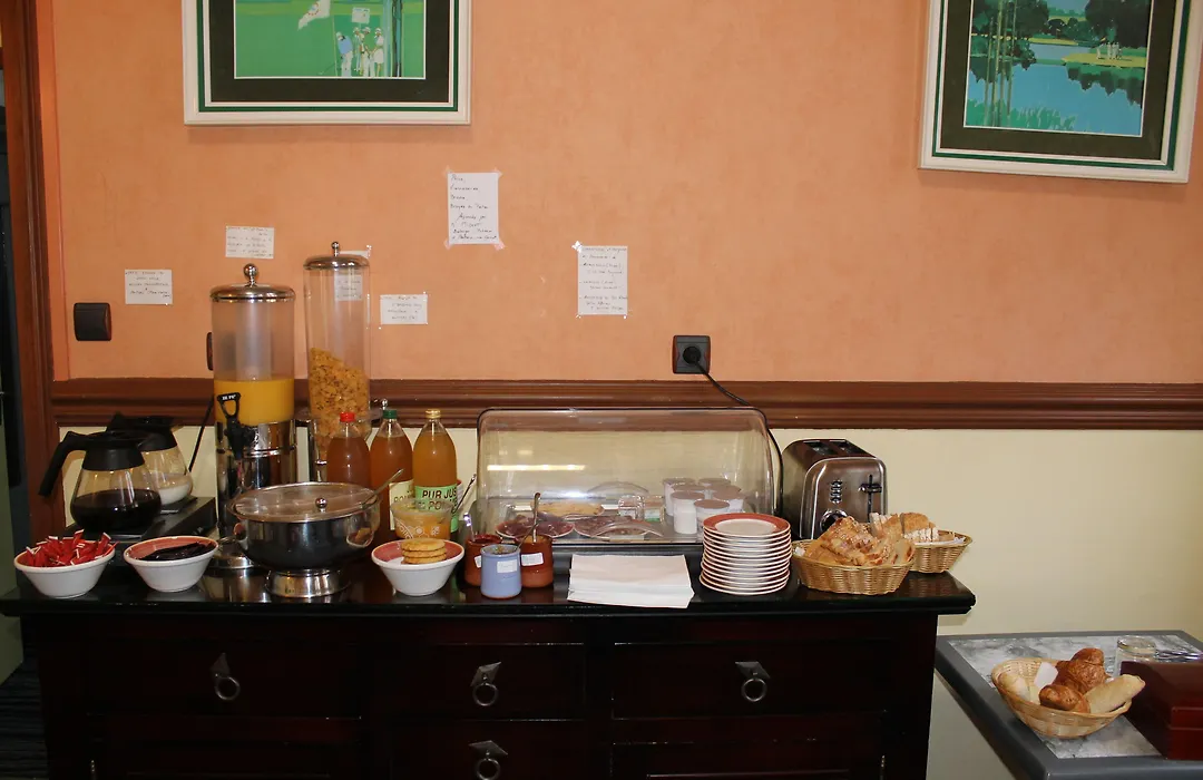 Hotel Au Chapon Fin-1