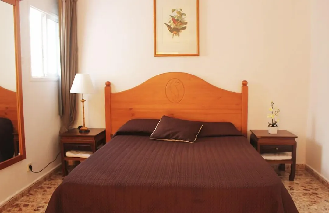 Alcaravaneras Hostel (Adults Only)-1