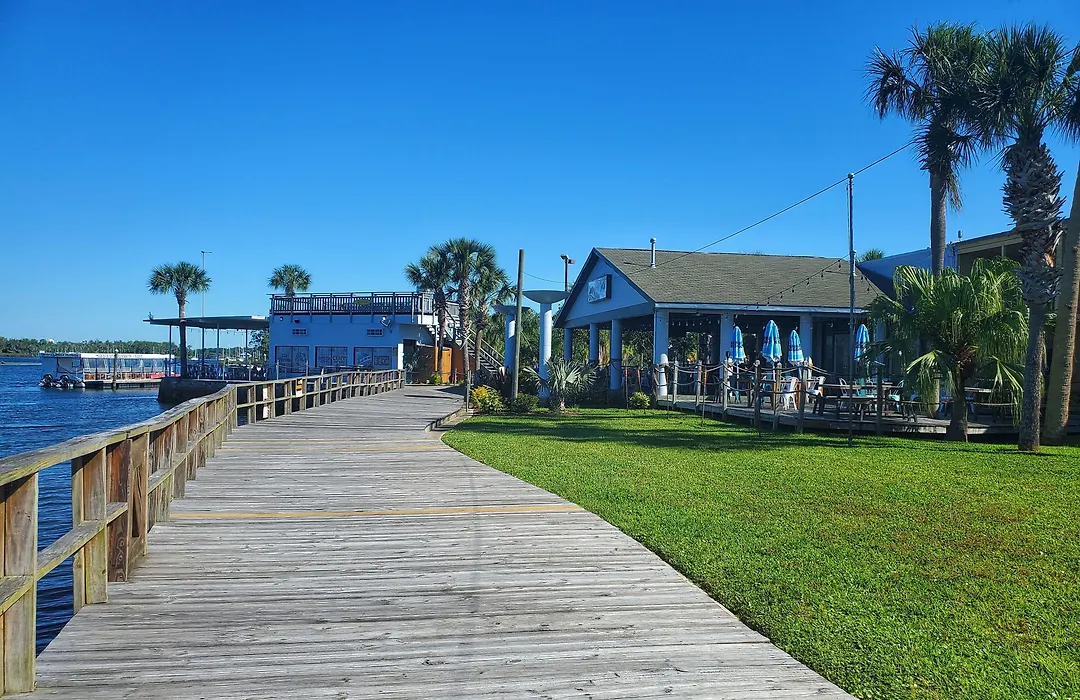 The Port Hotel And Marina-1