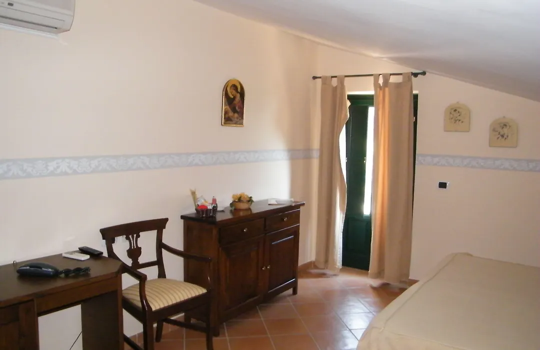 Hotel Villa Delle Meraviglie-1