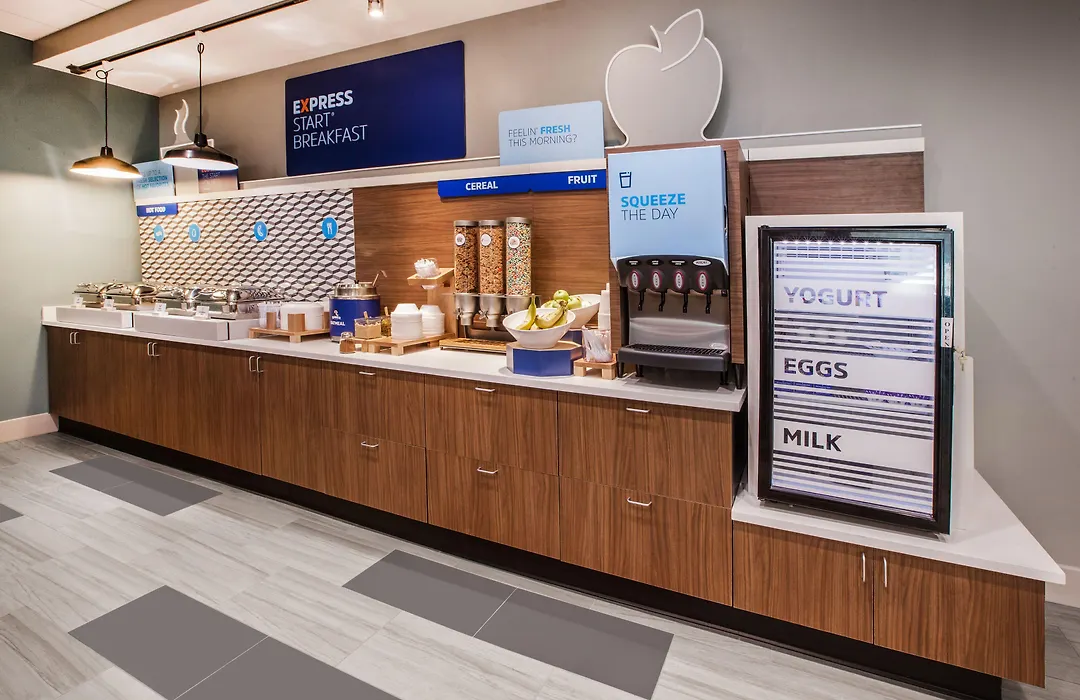 Holiday Inn Express & Suites Fredericksburg By Ihg-1