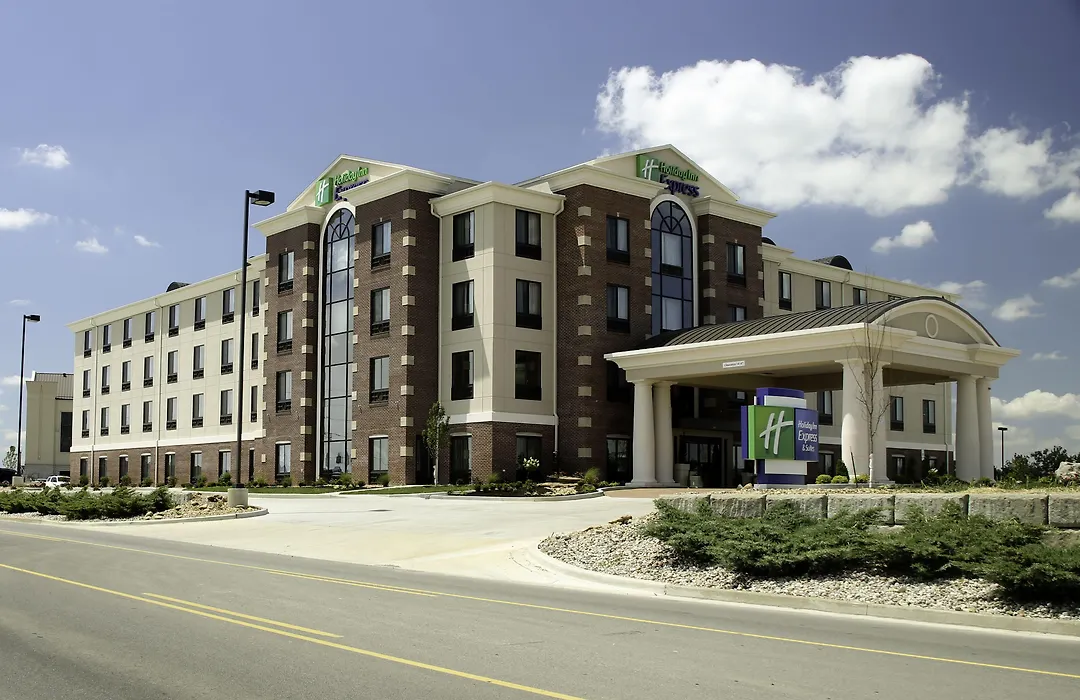 Holiday Inn Express & Suites Marion Northeast By Ihg-1