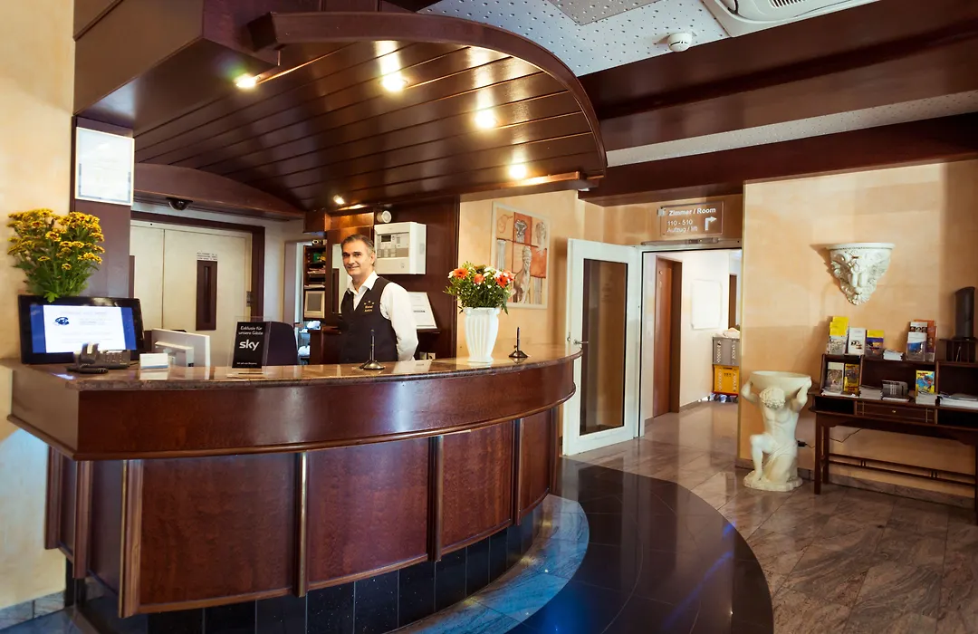 Aparthotel Astro - Nichtraucherhotel-1