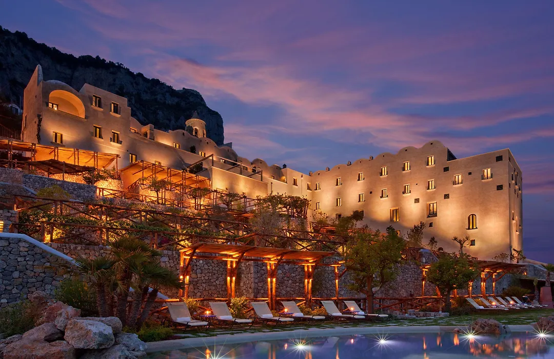 Monastero Santa Rosa Hotel&Spa-1