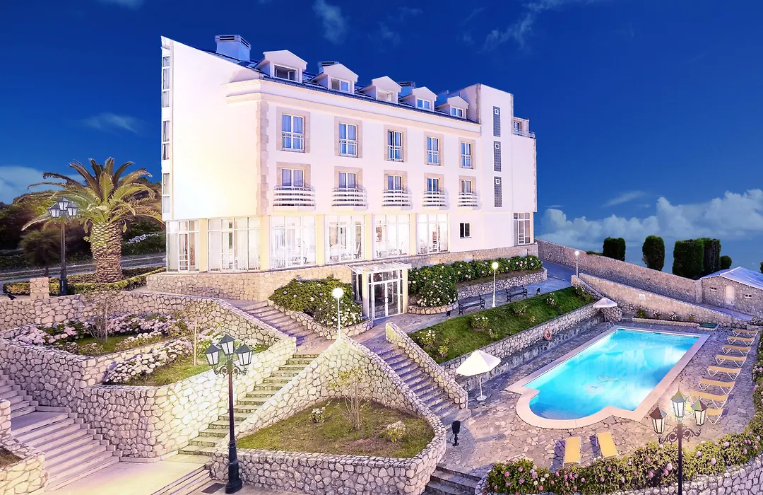 Hotel Suances-1