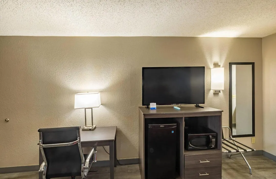 Rodeway Inn Prattville I-65-1