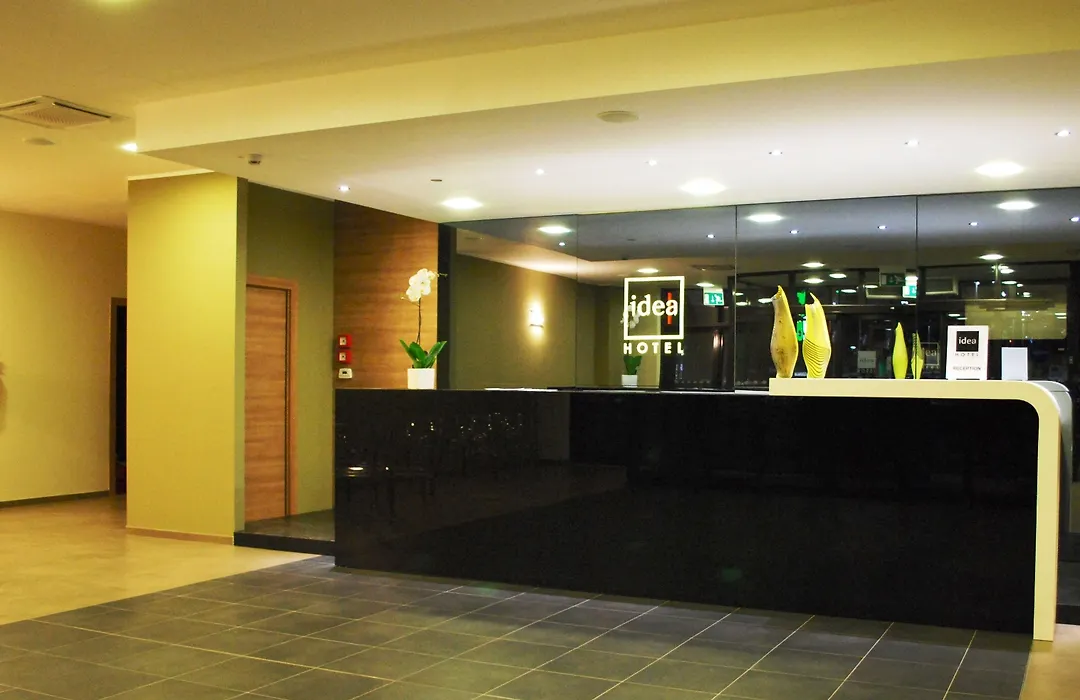 Idea Hotel Plus Savona-1