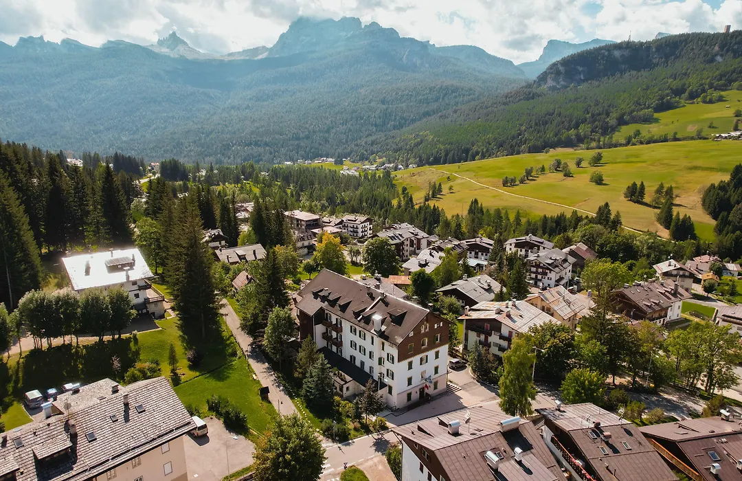 Hotel Serena Cortina-1