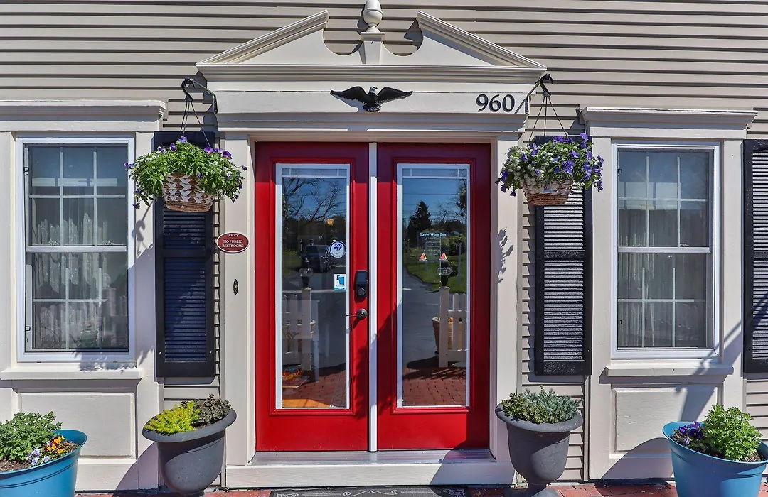 Eagle Wing Inn - Cape Cod-1