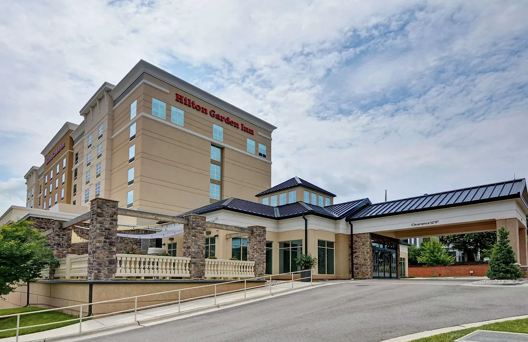 Hilton Garden Inn Raleigh/Crabtree Valley-1
