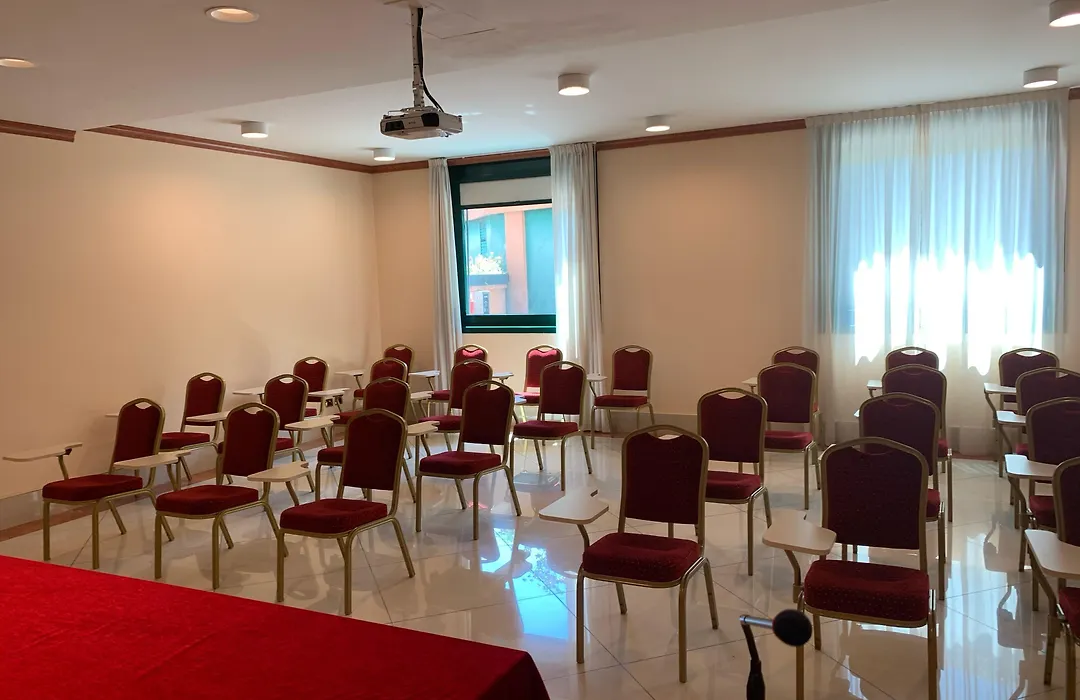 Palace Hotel Legnano-1