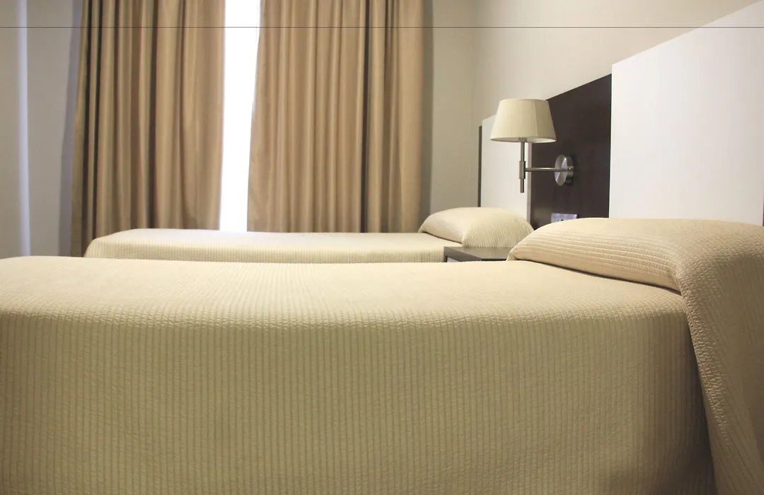 Apartahotel & Spa Jacetania-1