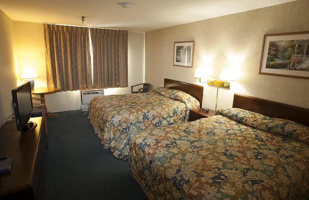 Inn At Snowshoe-1