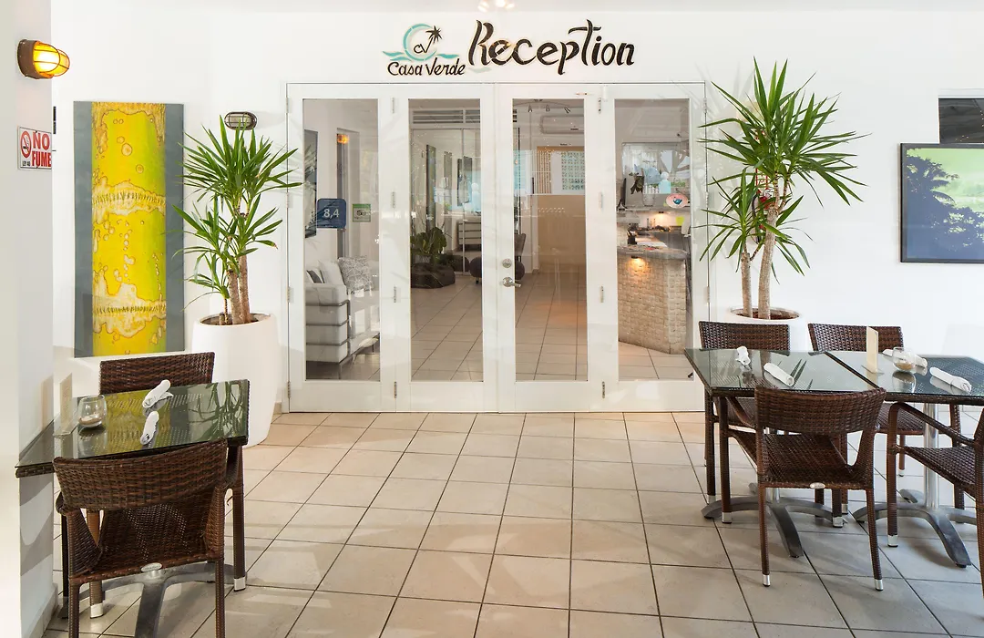 Casa Verde Hotel - Steps To The Beach, Pool, Restaurant & Bar-1