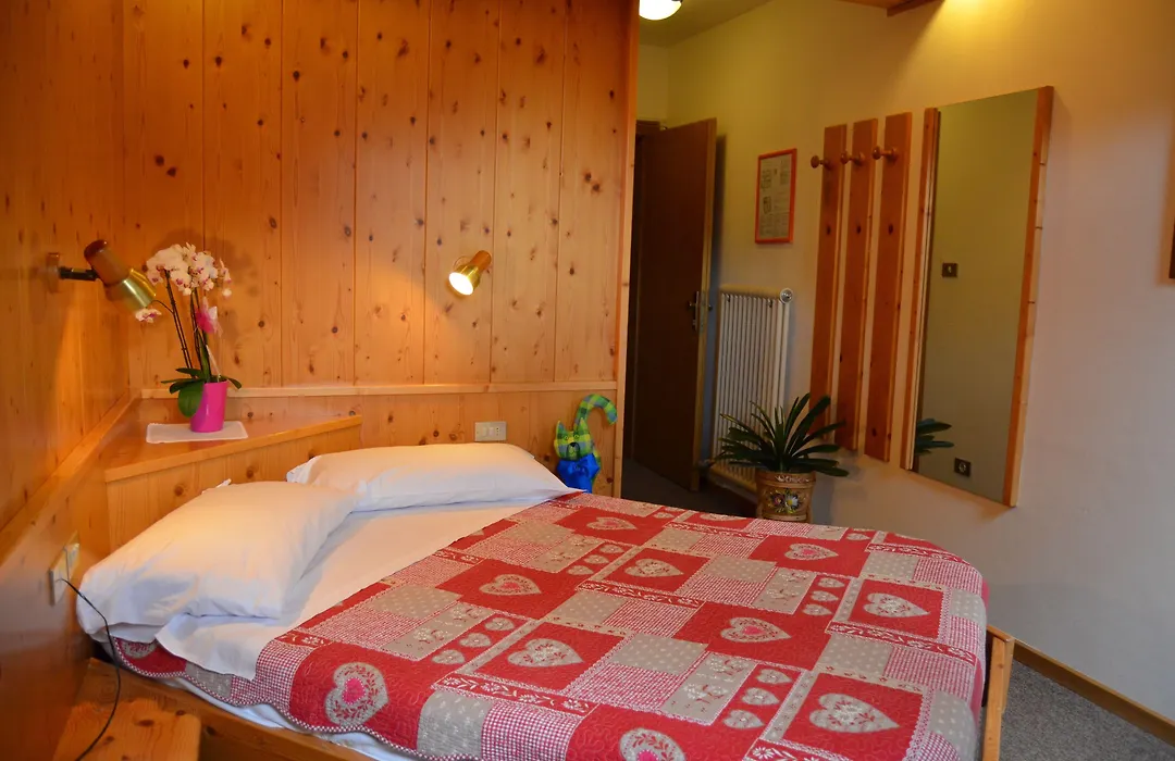 Hotel Ladina-1