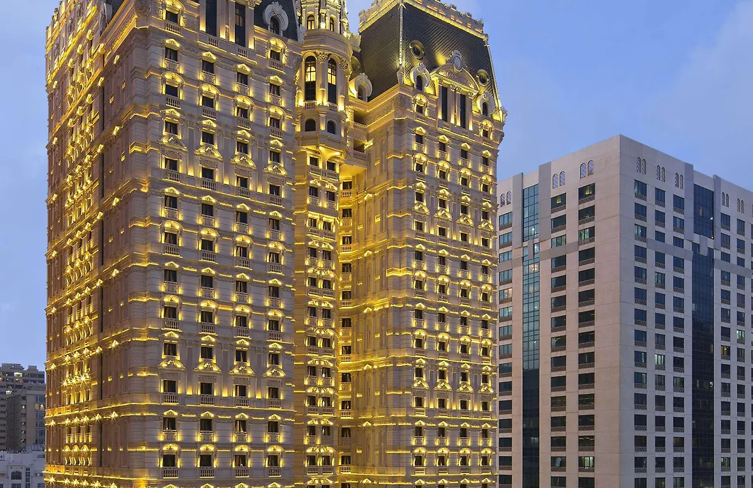 Royal Rose Hotel Abu Dhabi, Curio Collection By Hilton-1