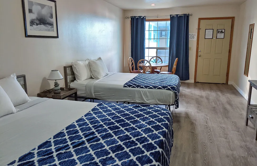 Hillcrest Inn-1