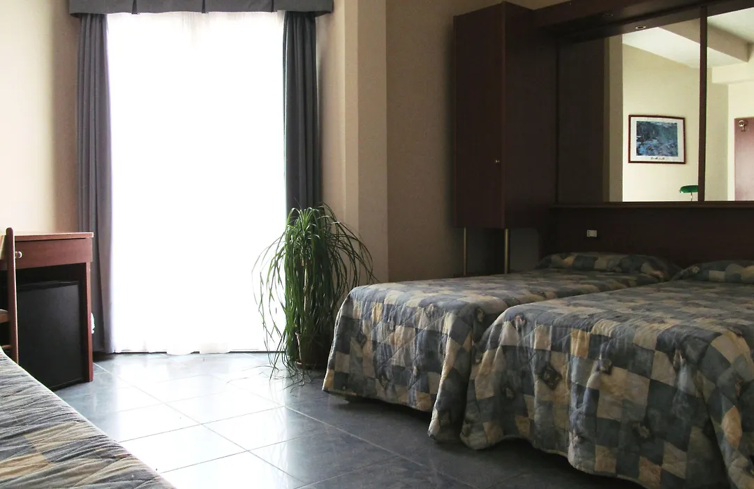 Hotel Gabbiano-1