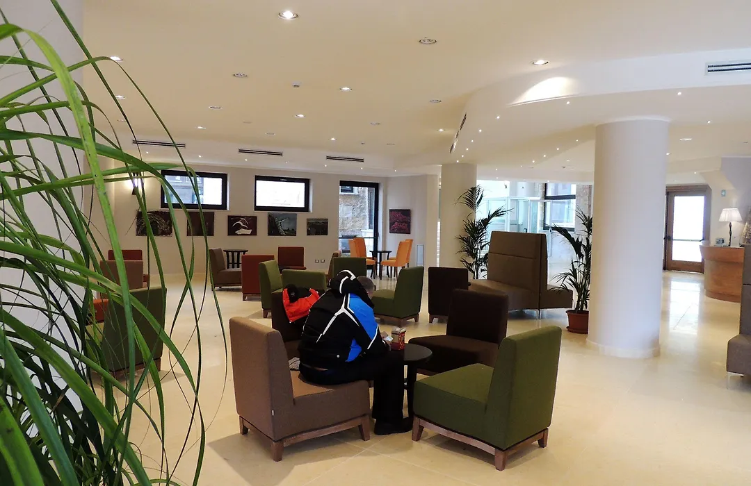 Aqua Montis Resort & Spa-1