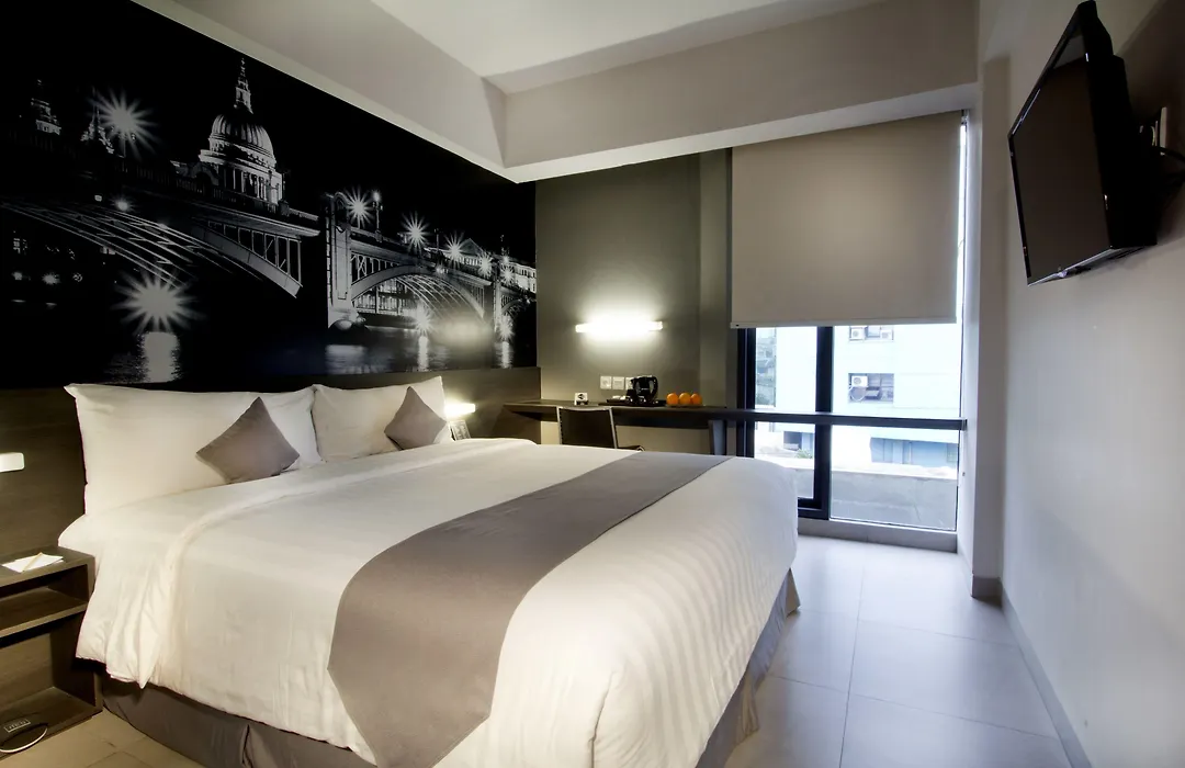 Neo Hotel Tendean Jakarta By Aston-1