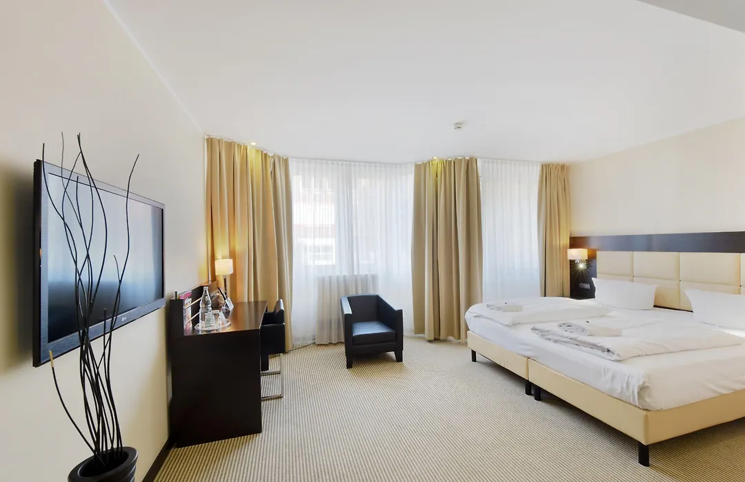 Zi Hotel-1